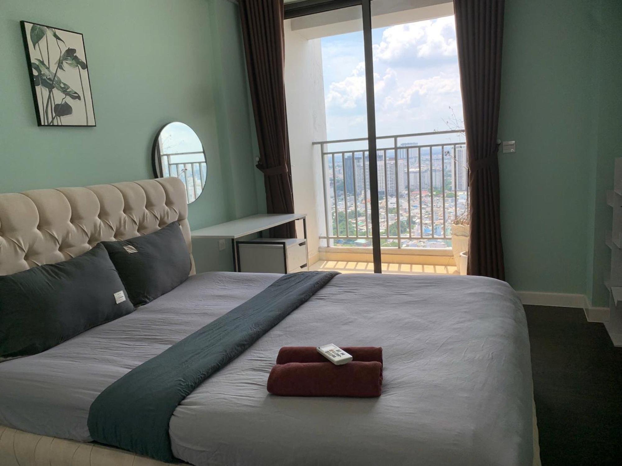 Aloha Cbd Apartment - Rivergate Tower Хошимин Экстерьер фото